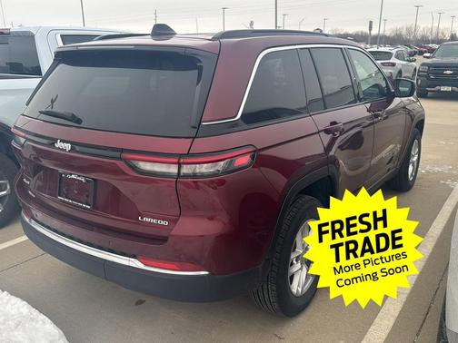 2024 Jeep Grand Cherokee Laredo