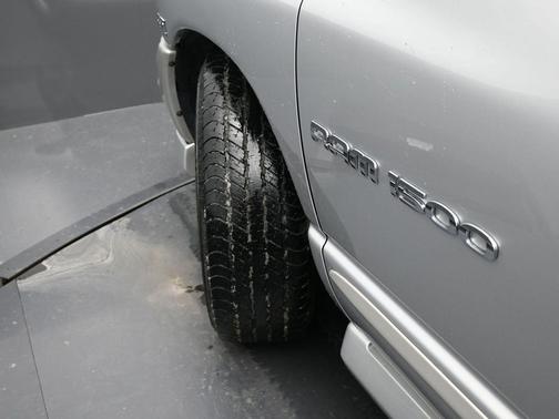 2005 Dodge Ram 1500 SLT