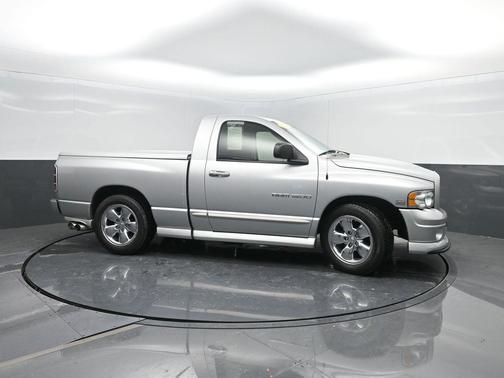 2005 Dodge Ram 1500 SLT