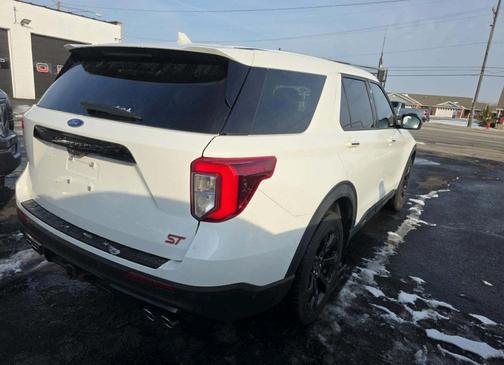 2021 Ford Explorer ST