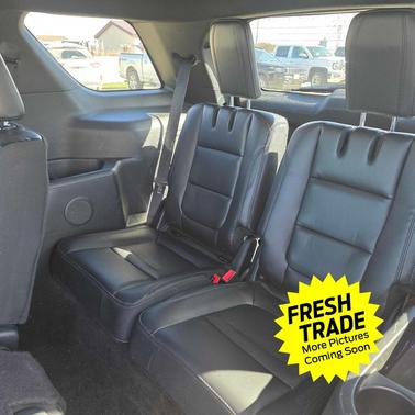 White Platinum Metallic Tri-Coat 2017 Ford Explorer XLT