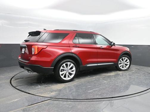 2024 Ford Explorer Platinum