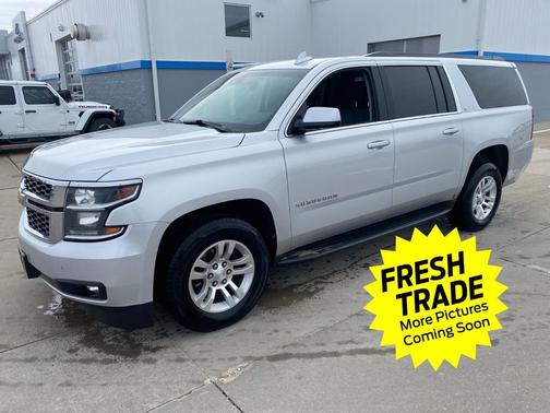 2017 Chevrolet Suburban LT