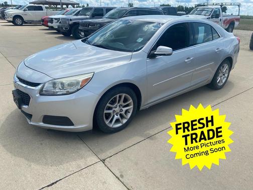 Silver Ice Metallic 2015 Chevrolet Malibu 1LT