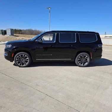 2022 Jeep Grand Wagoneer Series III 4x4