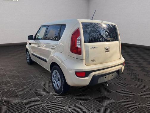 2013 Kia Soul Base