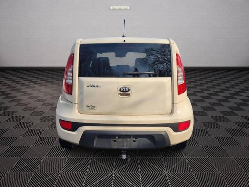 2013 Kia Soul Base