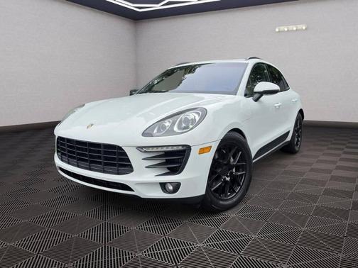 White 2016 Porsche Macan Macan S