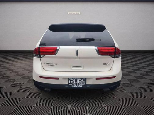 2012 Lincoln MKX Base