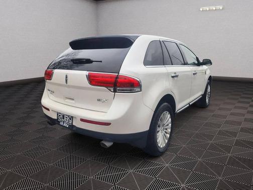 2012 Lincoln MKX Base