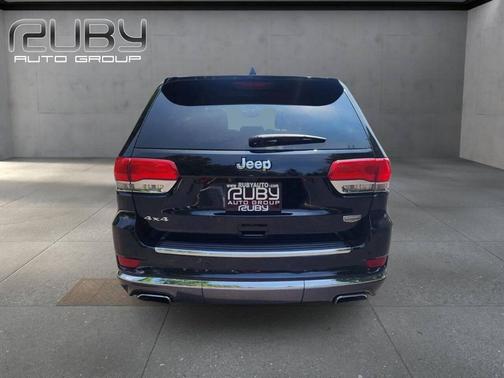 2021 Jeep Grand Cherokee Summit