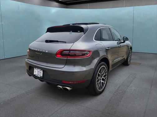 2018 Porsche Macan Base