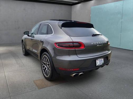 2018 Porsche Macan Base
