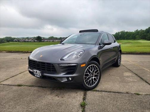 2018 Porsche Macan Base