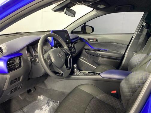 2021 Toyota C-HR XLE