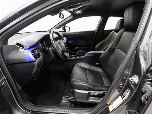 2020 Toyota C-HR XLE