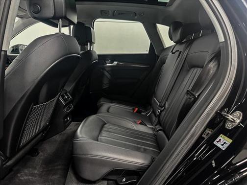 2021 Audi Q5 45 Premium Plus