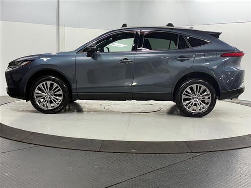 2023 Toyota Venza XLE