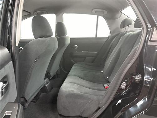2011 Nissan Versa 1.8 S