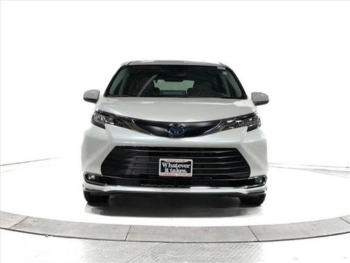 2023 Toyota Sienna XLE 7 Passenger