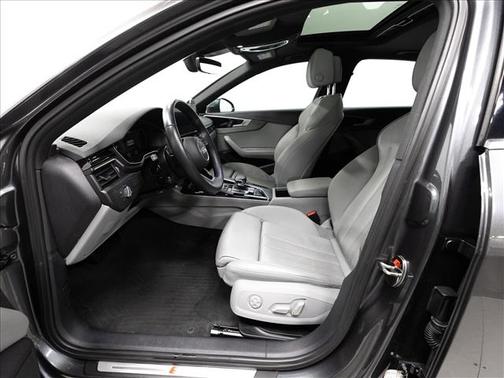 2022 Audi A4 45 S line Premium Plus
