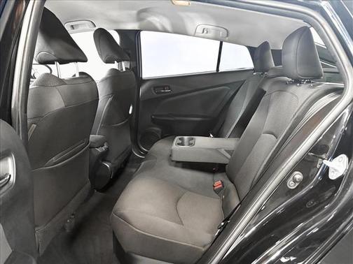 2020 Toyota Prius LE