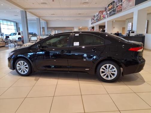 2025 Toyota Corolla Hybrid SE