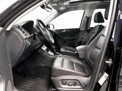 2016 Volkswagen Tiguan SE