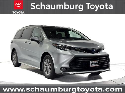 2025 Toyota Sienna XLE