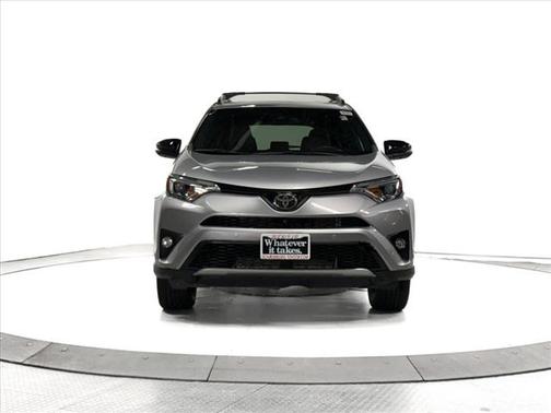 2017 Toyota RAV4 SE