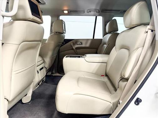 2017 INFINITI QX80 Base