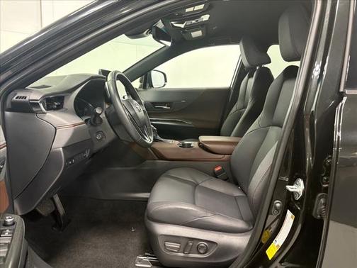 2024 Toyota Venza XLE