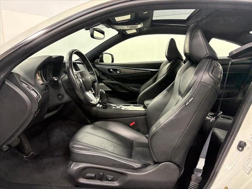 2018 INFINITI Q60 3.0T LUXE
