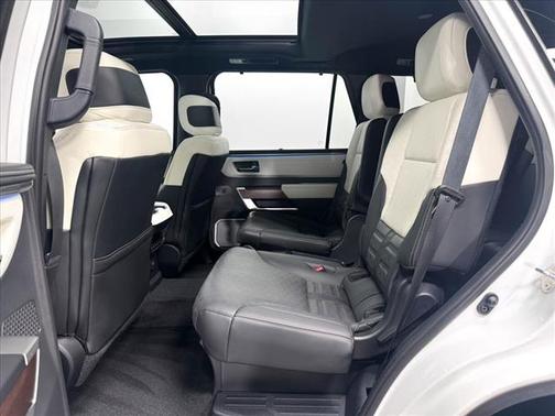 2024 Toyota Sequoia Capstone