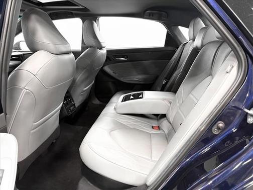 2021 Toyota Avalon Hybrid Limited