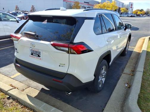 2025 Toyota RAV4 Hybrid XLE