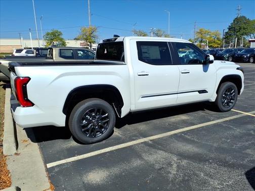 2026 Toyota Tundra Hybrid Platinum