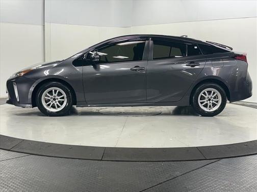 2020 Toyota Prius LE