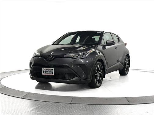 2022 Toyota C-HR XLE