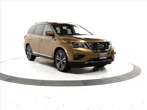 2017 Nissan Pathfinder Platinum