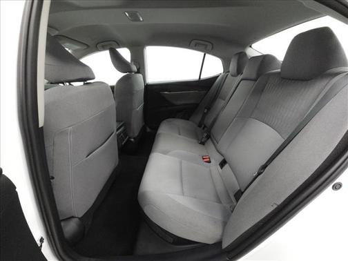 Ice Cap 2025 Toyota Camry LE