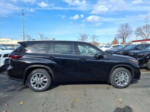 2026 Toyota Highlander Limited