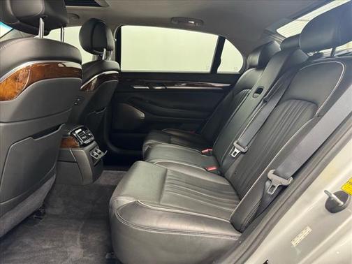 2017 Genesis G90 Premium