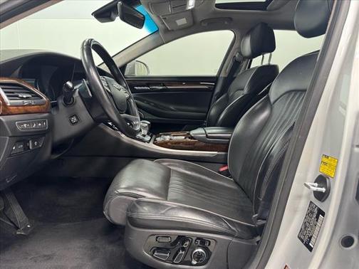 2017 Genesis G90 Premium