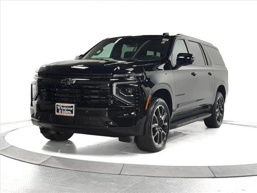 2025 Chevrolet Suburban RST