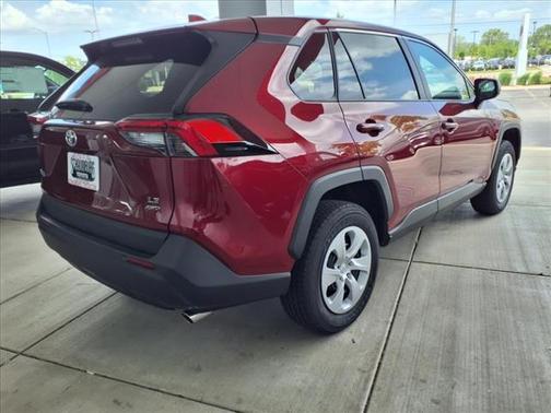 2025 Toyota RAV4 LE
