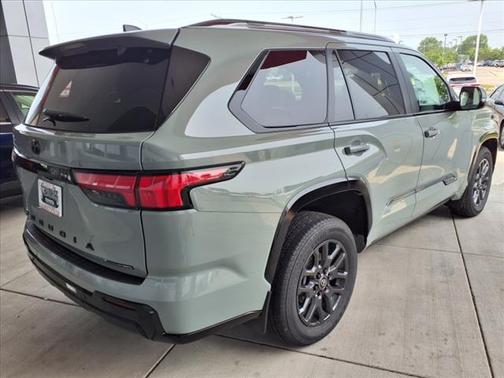 2025 Toyota Sequoia Platinum
