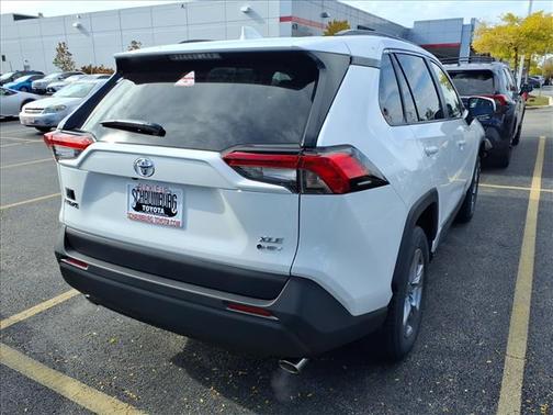 2025 Toyota RAV4 Hybrid XLE