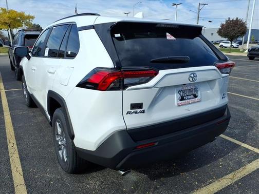 2025 Toyota RAV4 Hybrid XLE