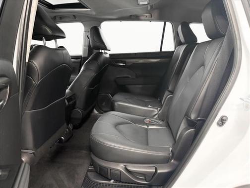 2023 Toyota Highlander Hybrid Limited